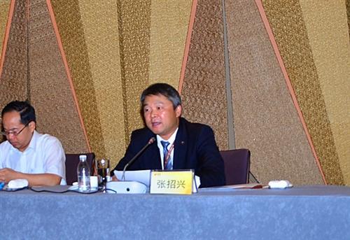 越秀集团换帅 张招兴接棒陆志峰任董事长_财经