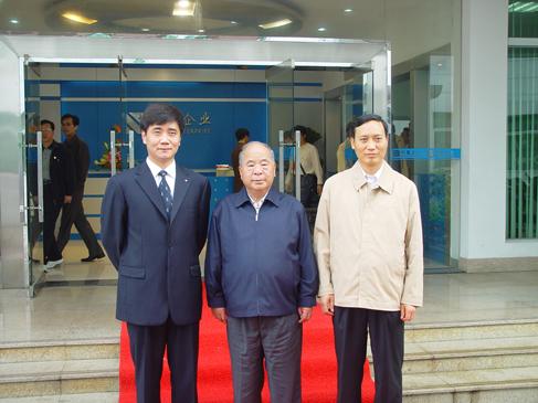 电子政务移动云平台百元龙头诞生_中国重工(6