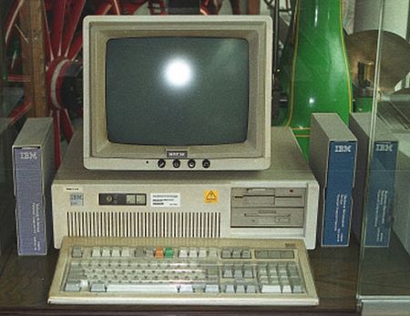 科技知识普及篇:1981年ibm推出第一台个人计算机--286电脑