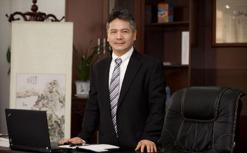 开盘竞价时,跌停价买挂一手,涨停价买挂一手,看