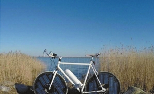 国外推出太阳能电动车 永远不用充电_*ST集成