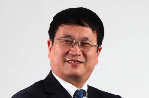 任元林,1997年起出任江苏扬子江船厂厂长,199