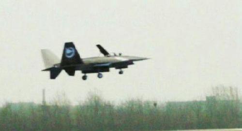 中国洪都航空利剑无人战斗机和暗剑超音速无人