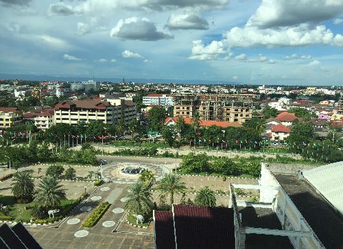 老挝美景真不错_中信重工(601608)股吧_东方