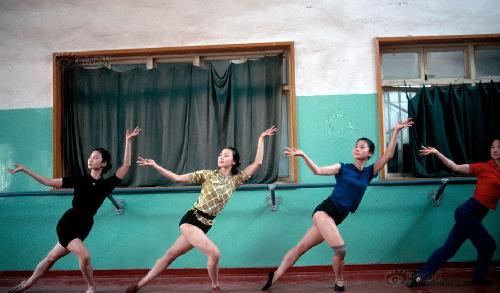 舞蹈生综艺练习视频 D03DF081DE13CC3BB530EFAD6656D50F.jpg