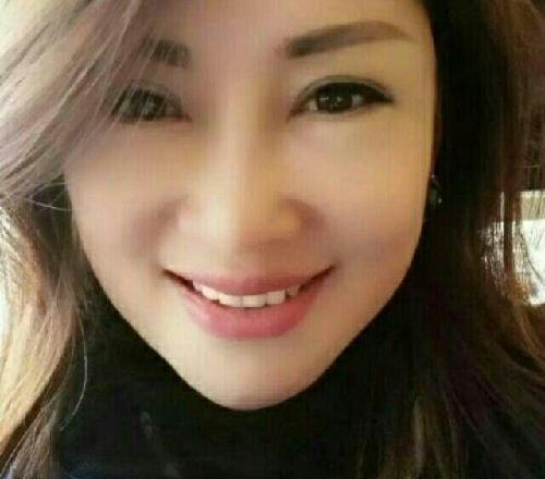 柔情似水,美丽动人,只为了一点点可怜的分红,不