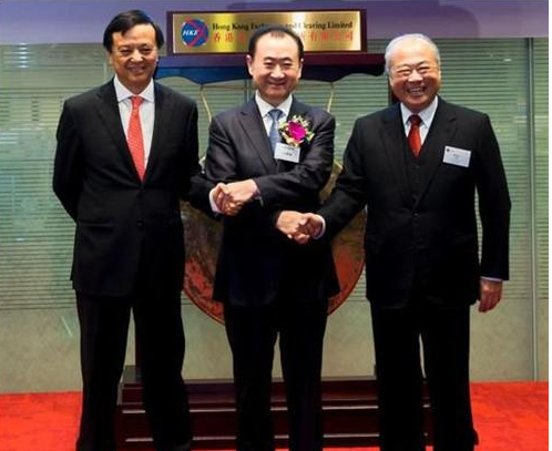 万达商业私有化前夜为何与上海九百600838玩