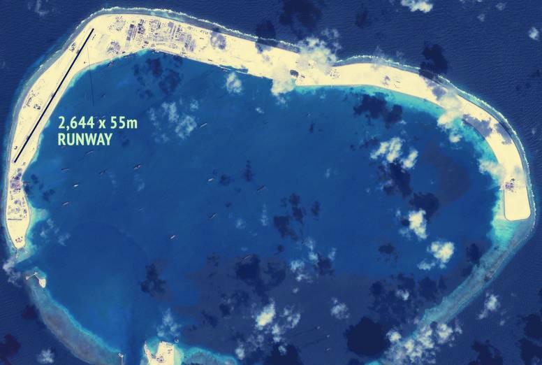 中国大型民航客机降落美济礁 距菲本土仅240公