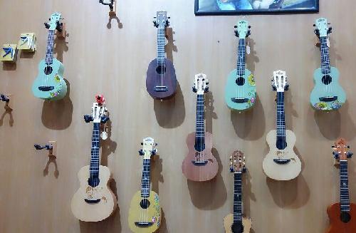 有10万,想股票配资变成20万,股友们推荐一下哪