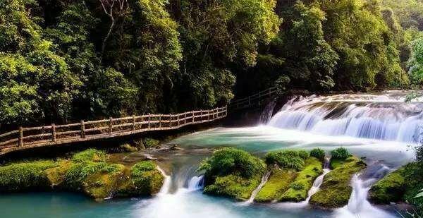 重大利好,贵州茅台公司砸19亿办医院,股价还能