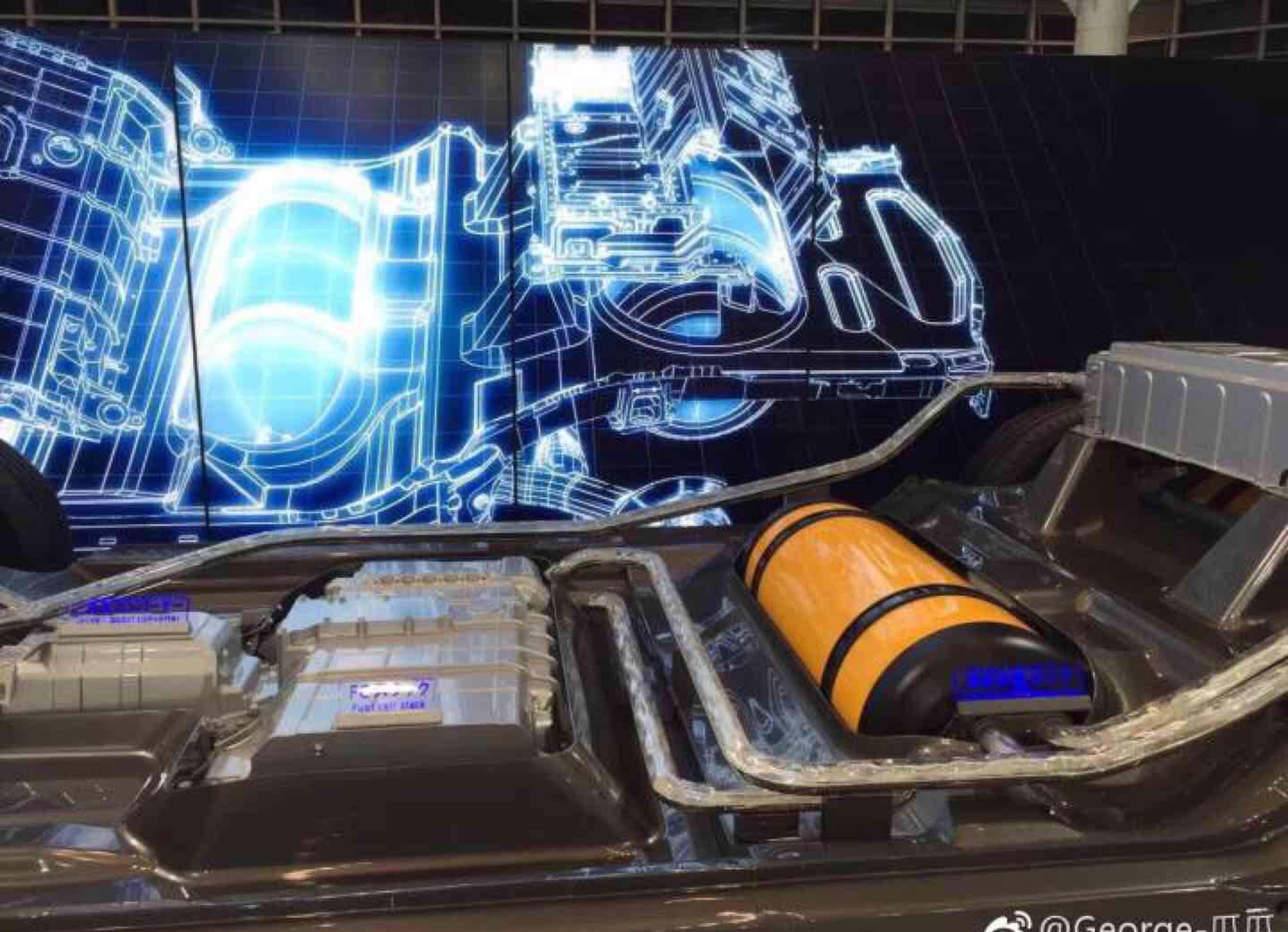 至今我仍然认为丰田的氢燃料汽车才是最好