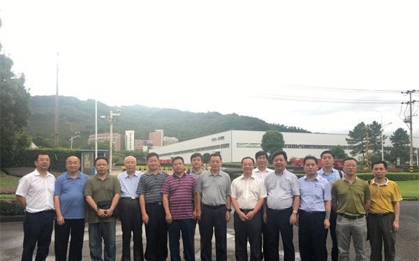 中国航发南方工业彭建武书记一行莅临公司参观