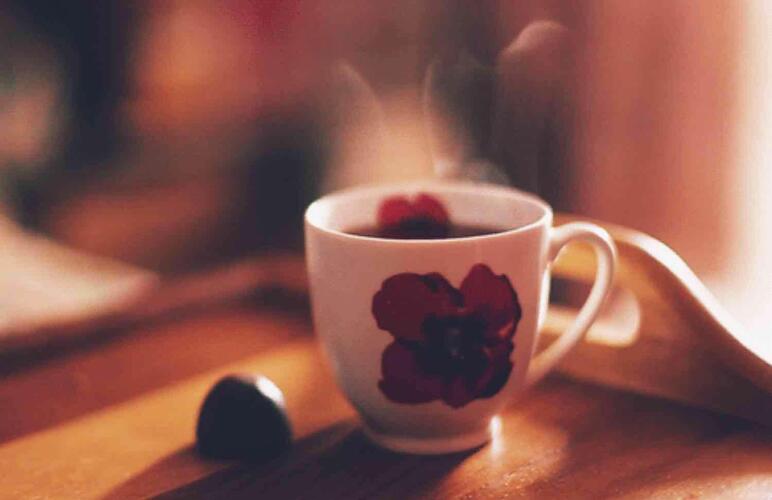 《伤心城市》---冷漠 云菲菲 [微笑][微笑][微笑] 