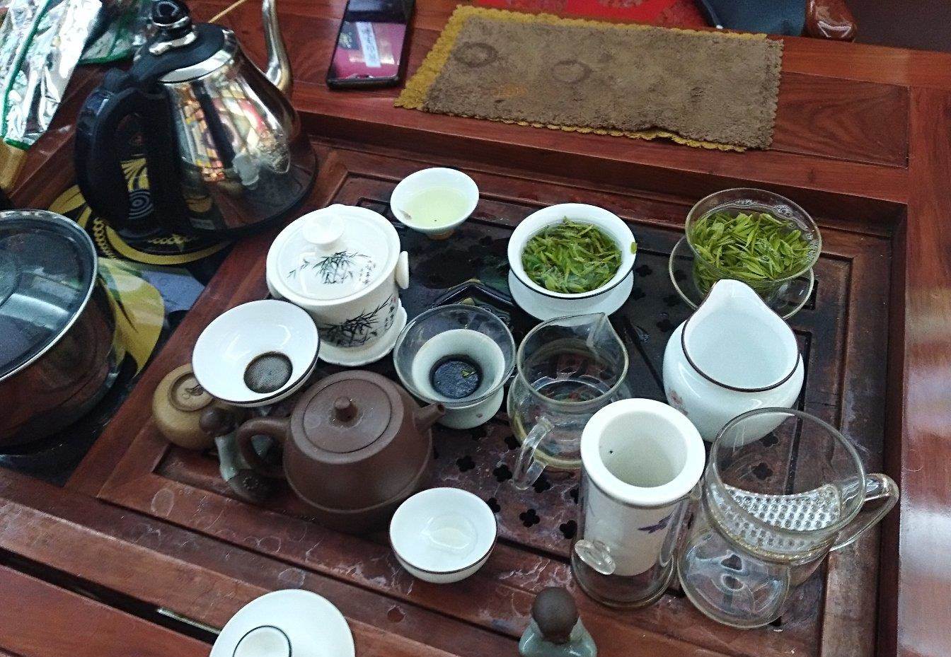 喝茶耐心等待时机