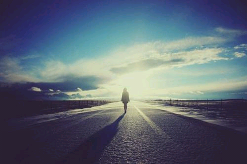 漫漫长路漫漫旅途,做一个孤独的行者,前方即是晴天