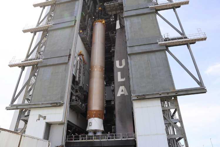 联合发射联盟公司最新一枚宇宙神5-501运载火箭已在slc-41发射平台