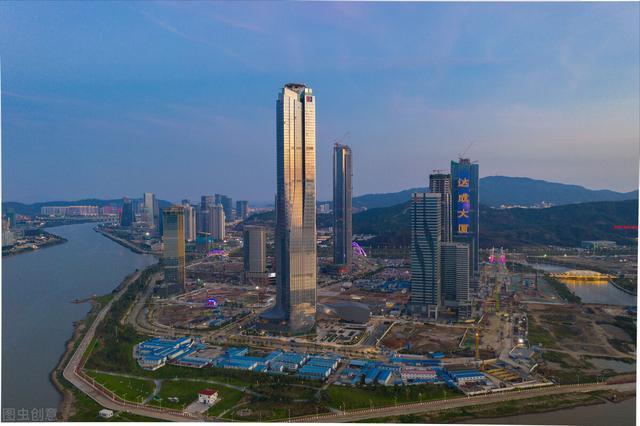 横琴国际金融中心大厦荣获中国钢结构金奖