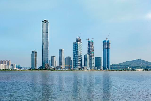 横琴国际金融中心大厦荣获中国钢结构金奖