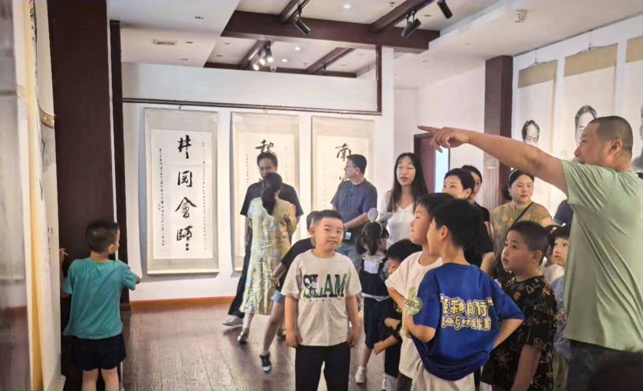 笔墨铸军魂 丹心照汗青—童心田书画展亮相上海罗溪书院