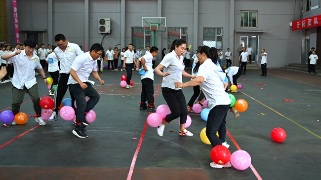 盂县跃进煤业举办职工趣味竞技公开赛
