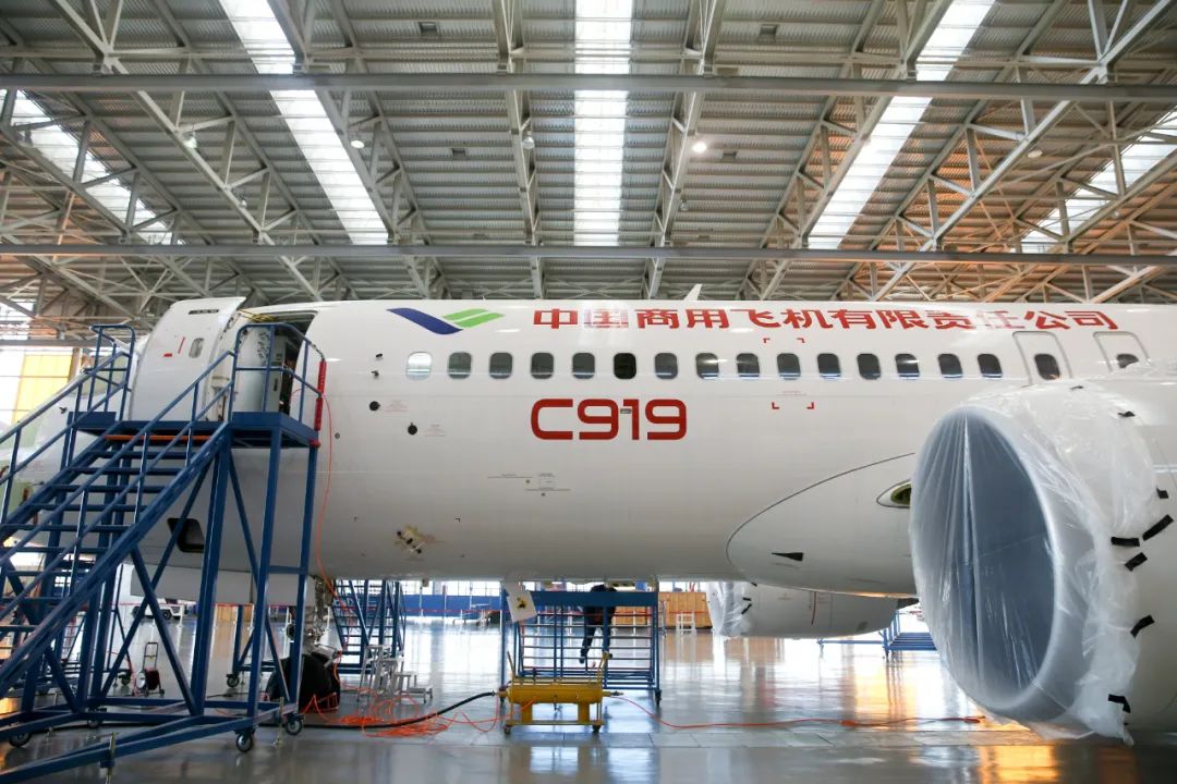 c919起飞中航光电为国产大飞机助力未来业绩可期