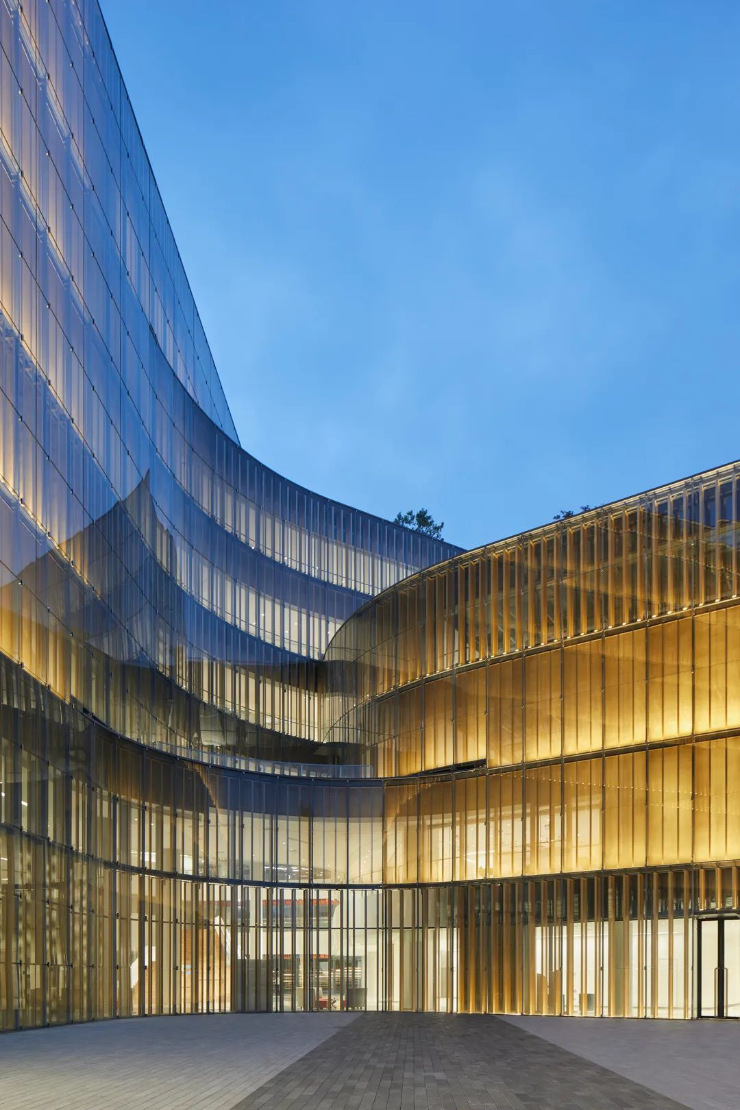 金螳螂 | 武汉长飞光纤产业大楼