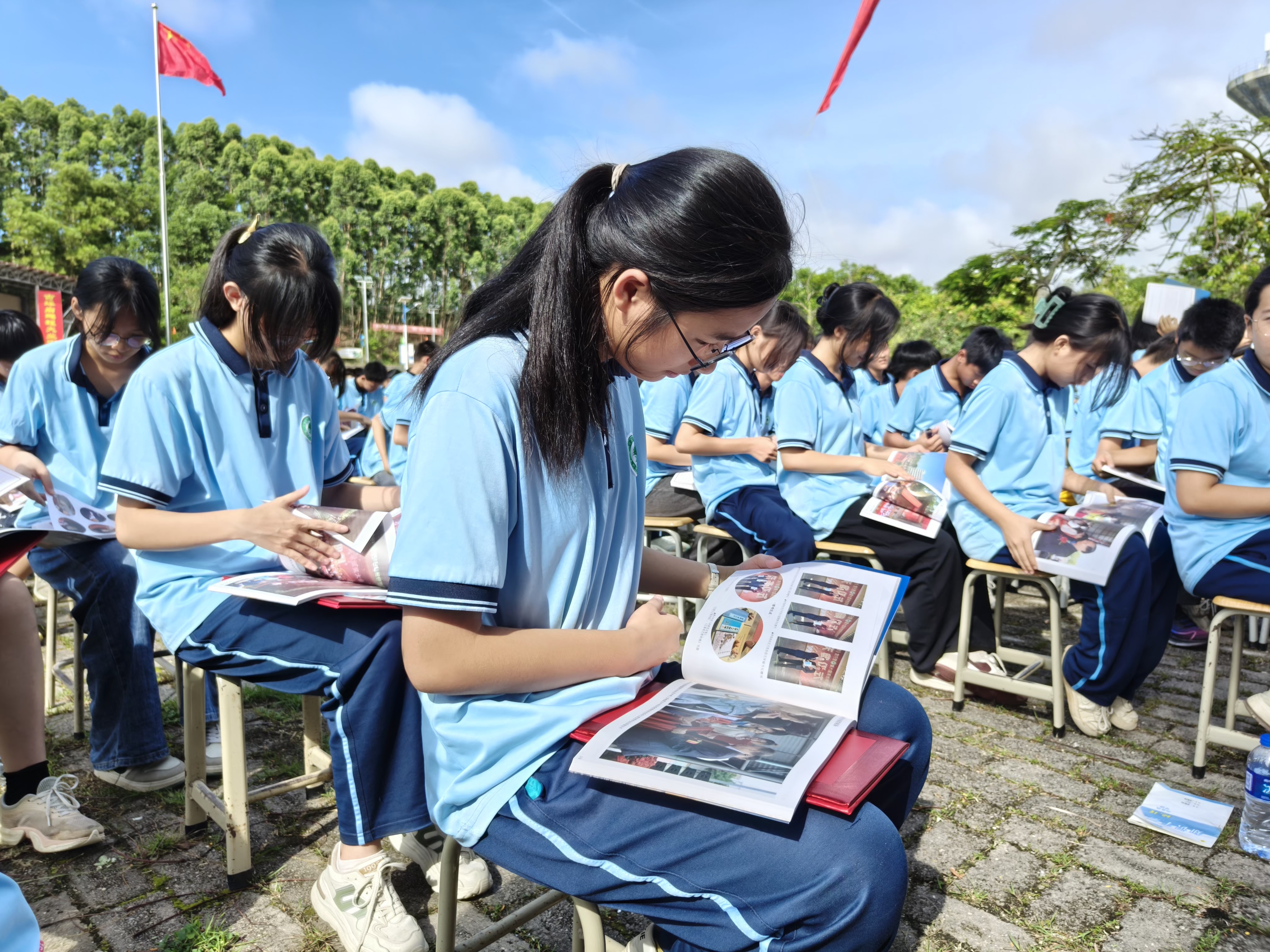 芷寮中学图片