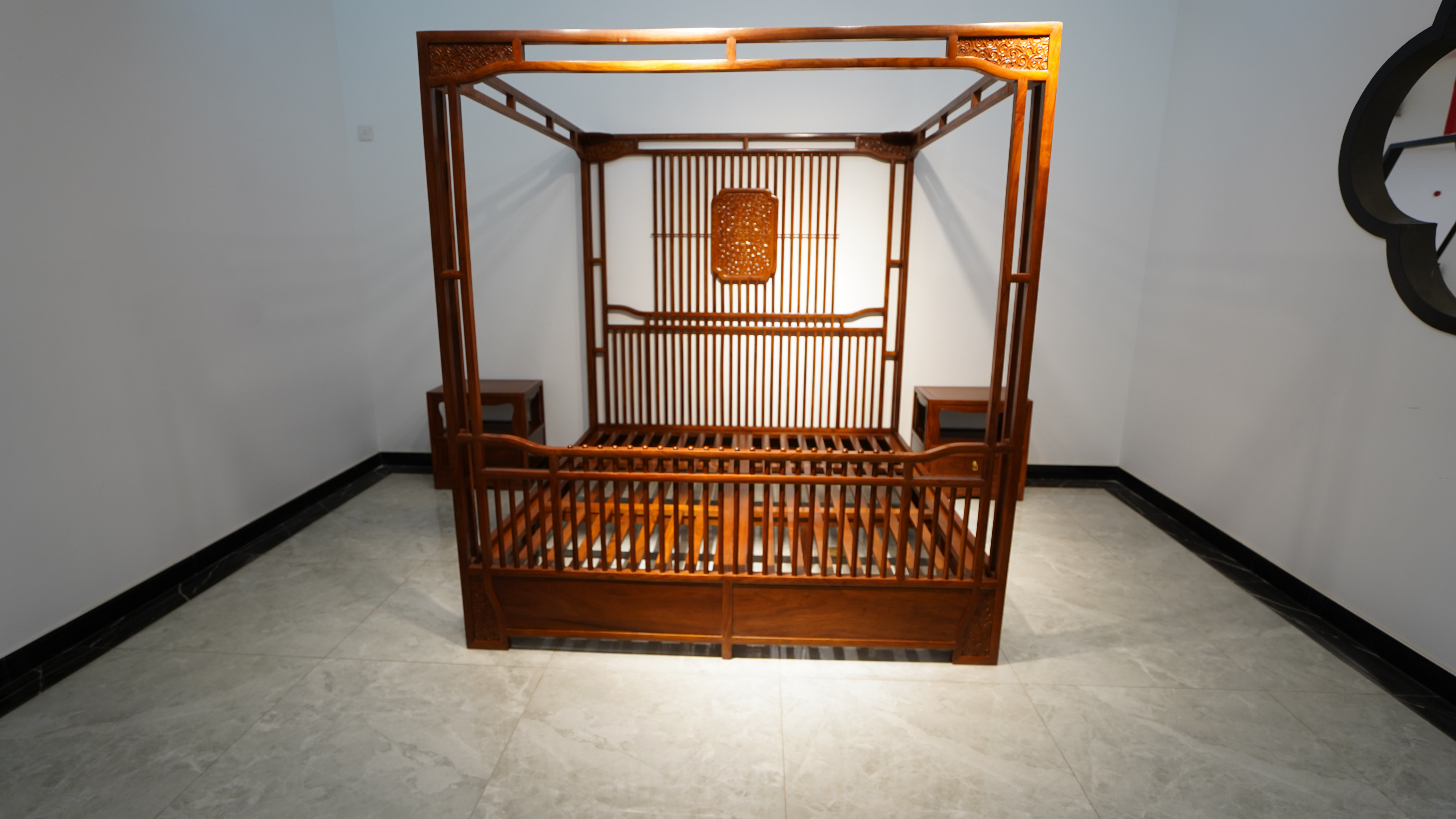 臻匠红木红木架子床原来是那么的美