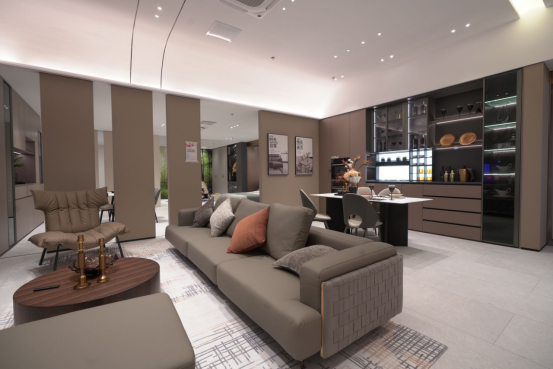 3000随心选新展厅首秀尚品宅配华东智造基地旗舰店开业成交破千万