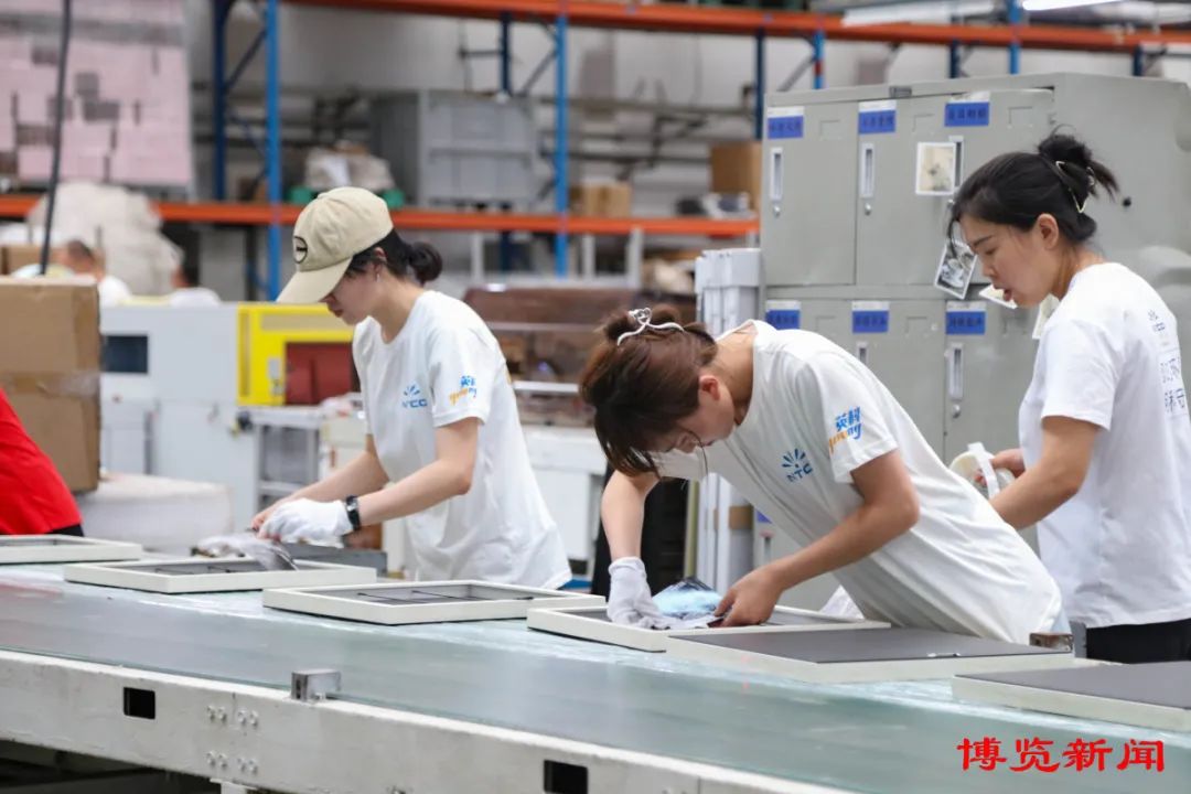 要闻淄博日报专访英科再生让白色废品变艺术用品