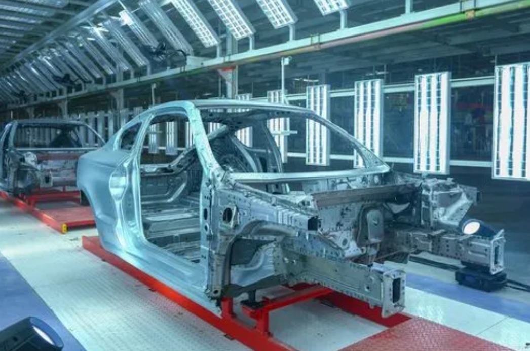 主要产品为涡轮增压器精密压气机壳组件,并开发了新能源汽车电机壳体