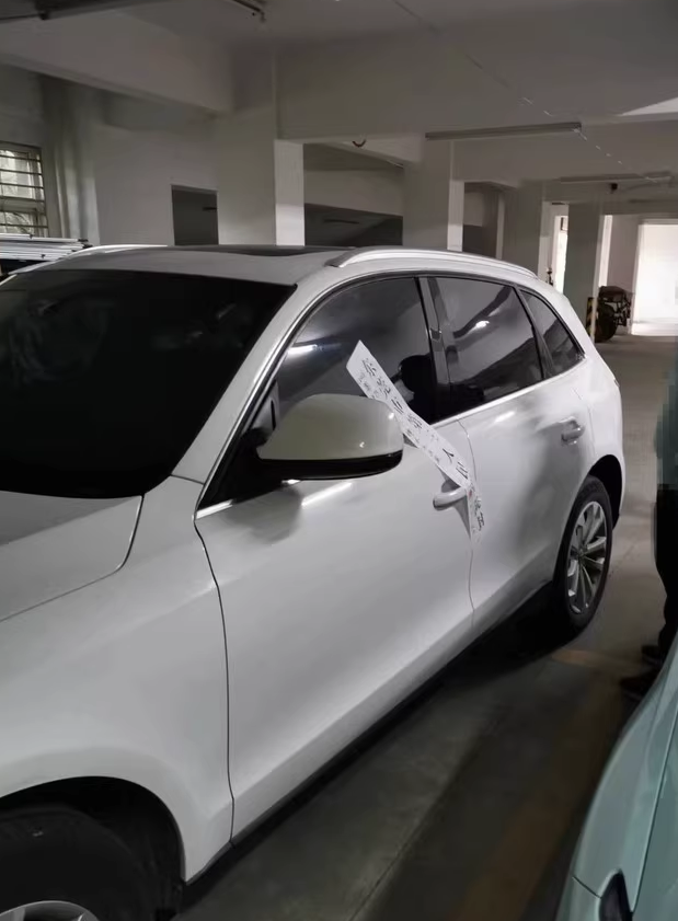 40 tfsi 技术型的新车价格在42万元,而这辆2013款奥迪q5 40 tfsi 技术