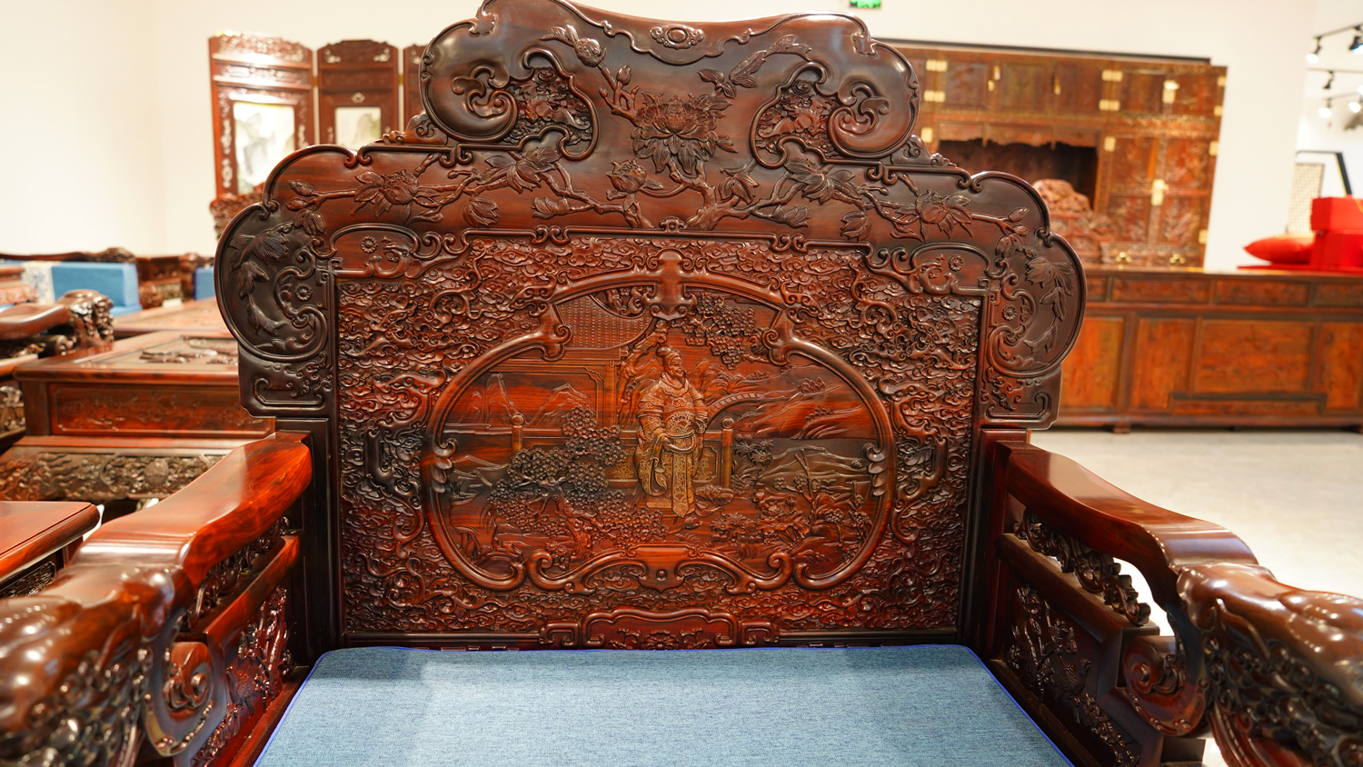 臻匠红木:红木家具雕刻人物寓意 现在知道还不晚_财富号_东方财富网