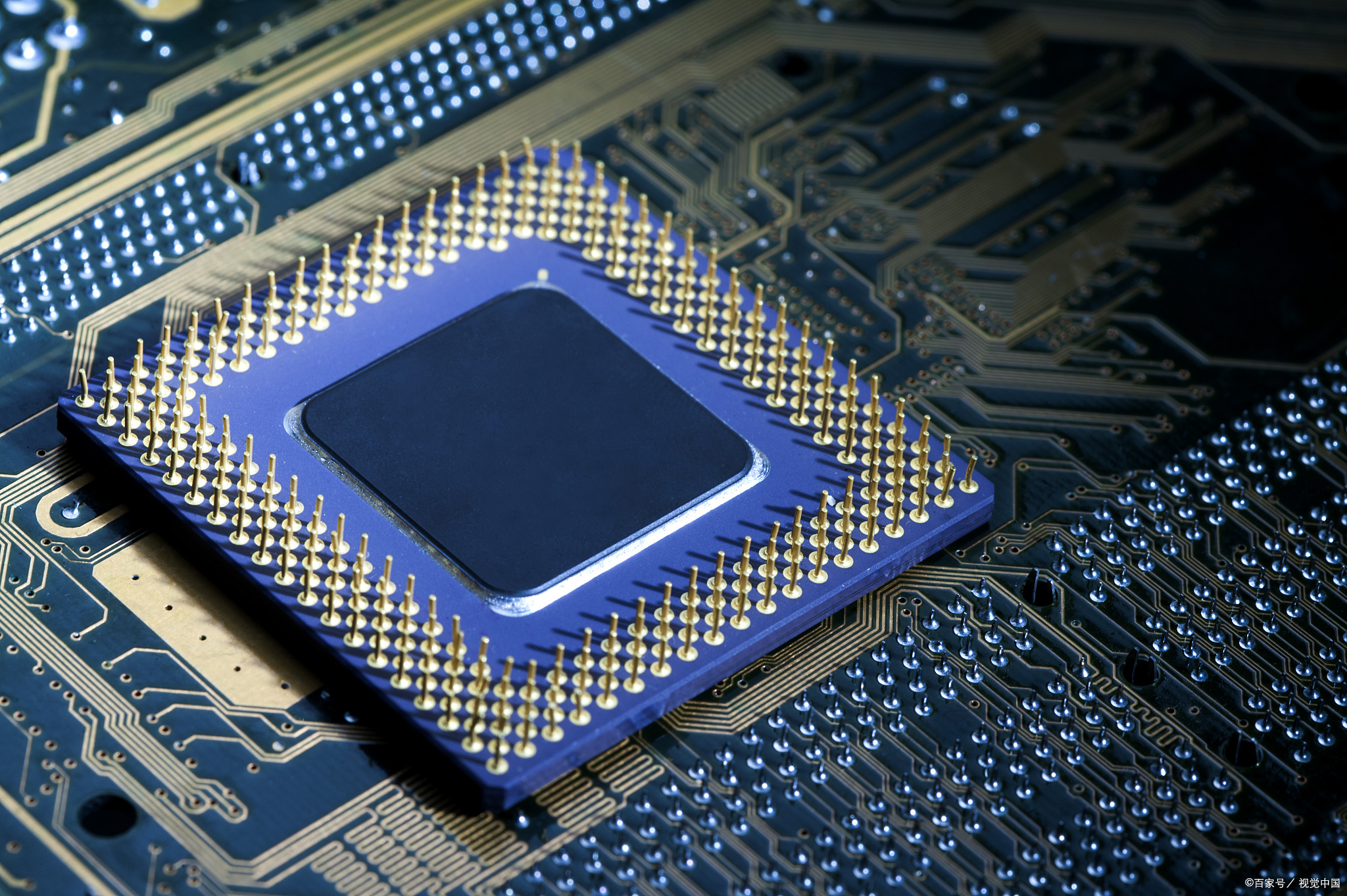 汽车芯片最强龙头股中报或增198642家机构重仓未来可期