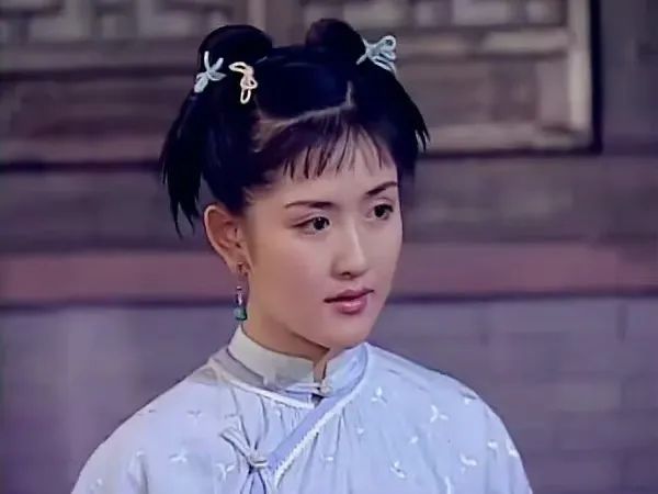 《少年英雄方世玉》剧照那时候,她性格中豁得出去或者也可以说是急于