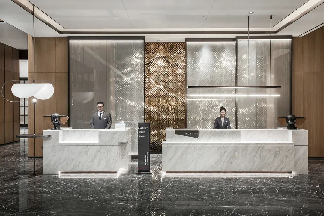 金螳螂设计 I 郑州高新皇冠假日酒店_财富号_东方财富网