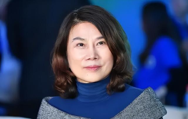 2004年开利9亿美元欲收购格力董明珠愤吼你们9亿就要把格力卖给老美