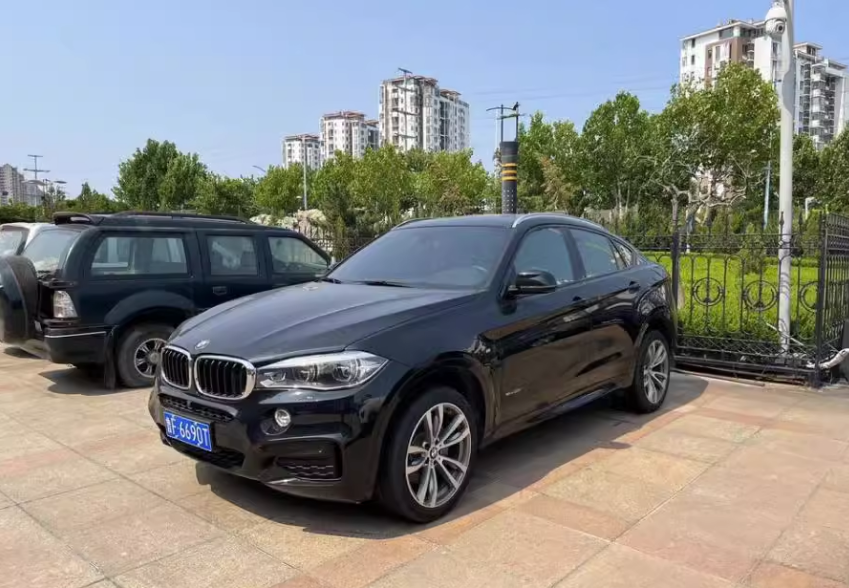 山东省烟台市一辆宝马牌小型越野客车将以31万起拍