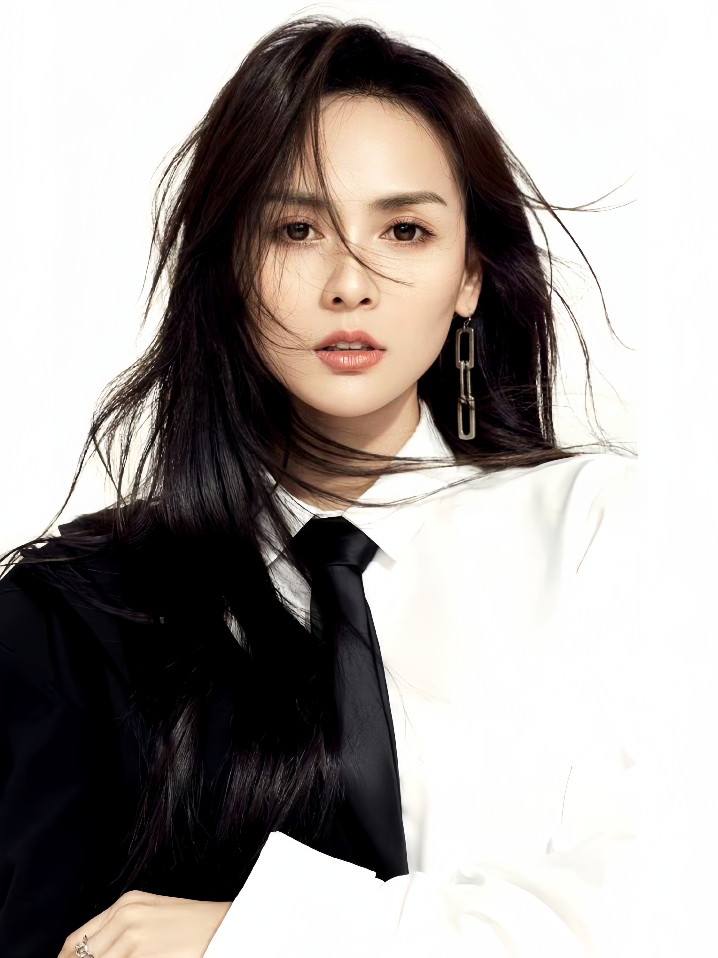 气质女神王奕心当选加拿大caem品牌代言人!_财富号_东方财富网