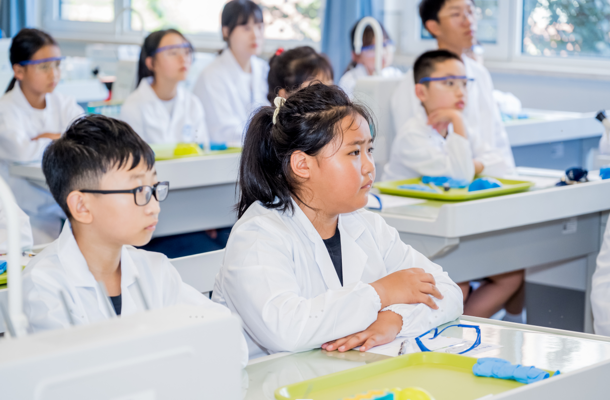 相信奋斗的力量!海信冰箱的“看海”公益夏令营出圈了-家电圈官网