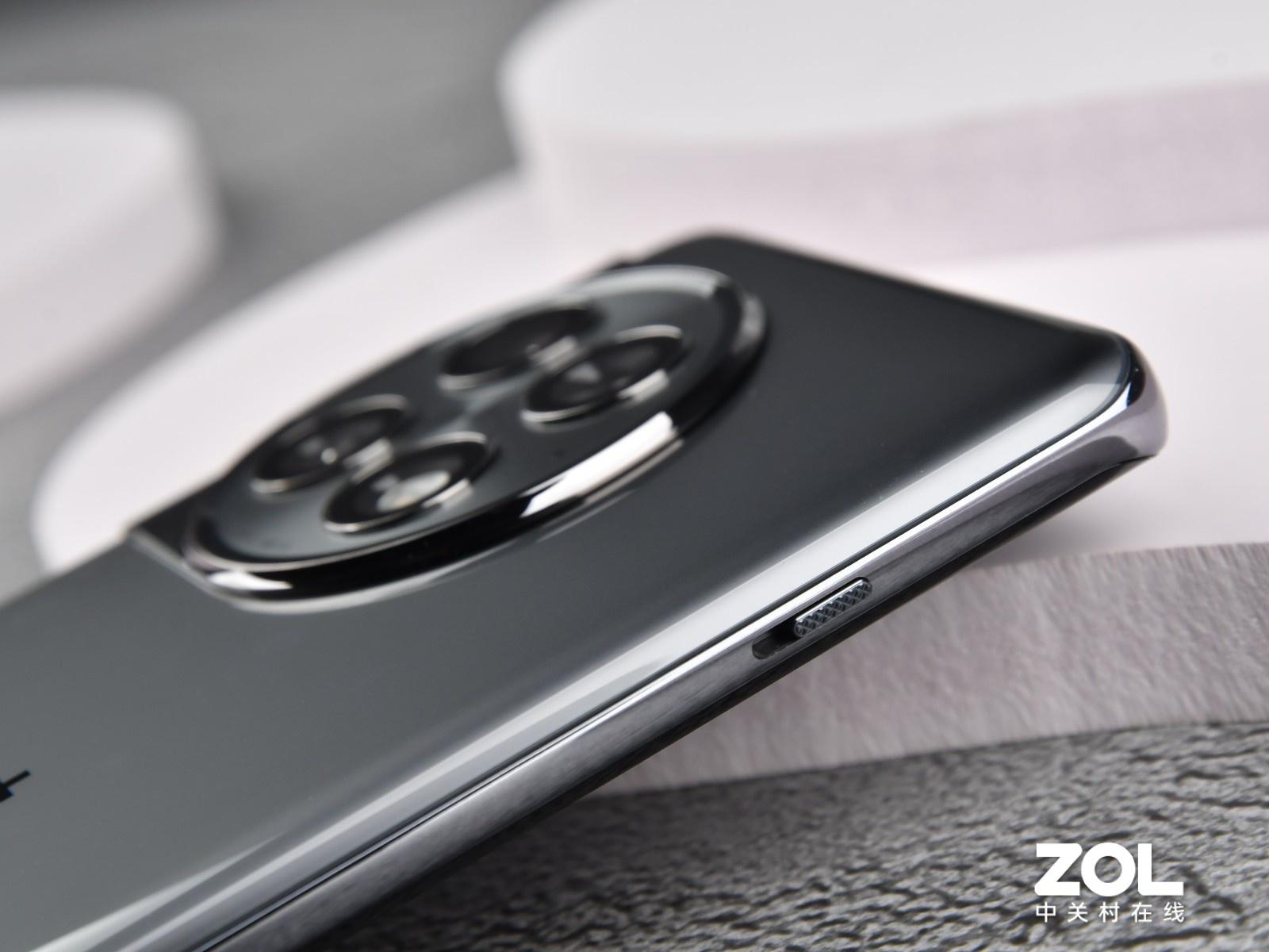 一加ace2pro钛空灰鉴赏旗舰质感还原金属光泽