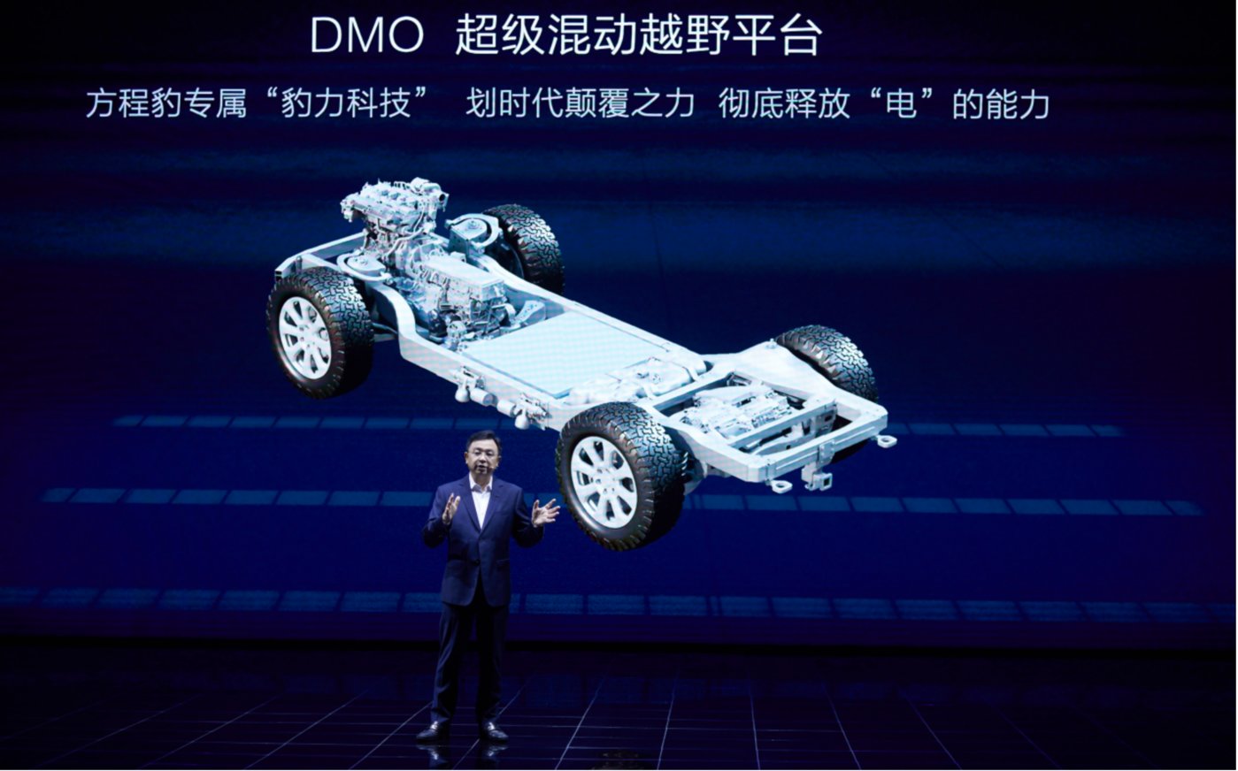 方程豹来了,比亚迪对燃油车的二次革命?|钛度车库