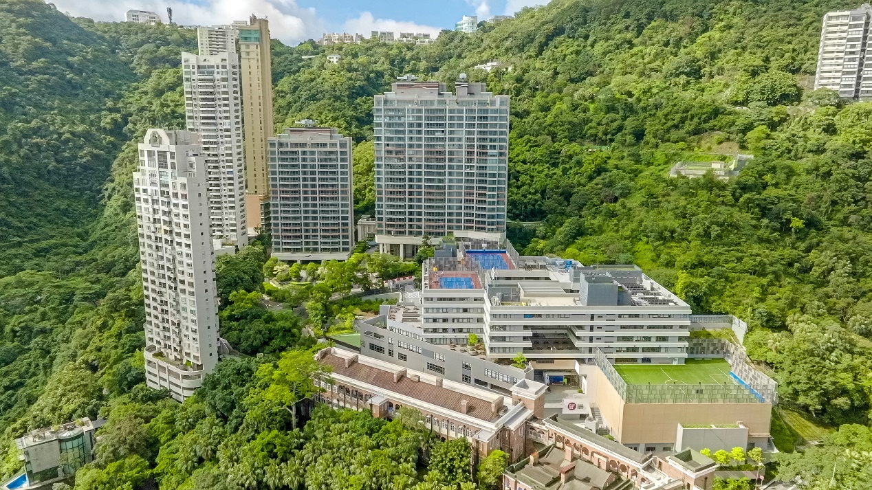 而提到香港豪宅,不得不提的就是半山.
