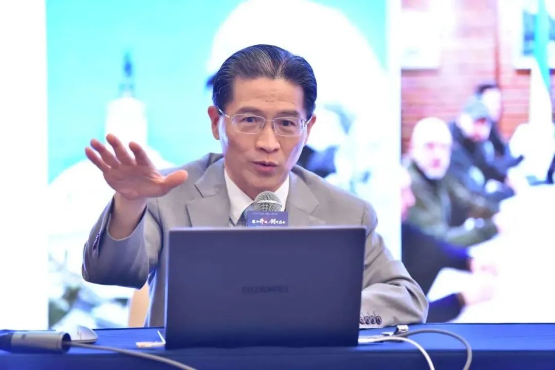 此外,更有来自复旦学院派的教授及世界500强的资深战投负责人为同学们