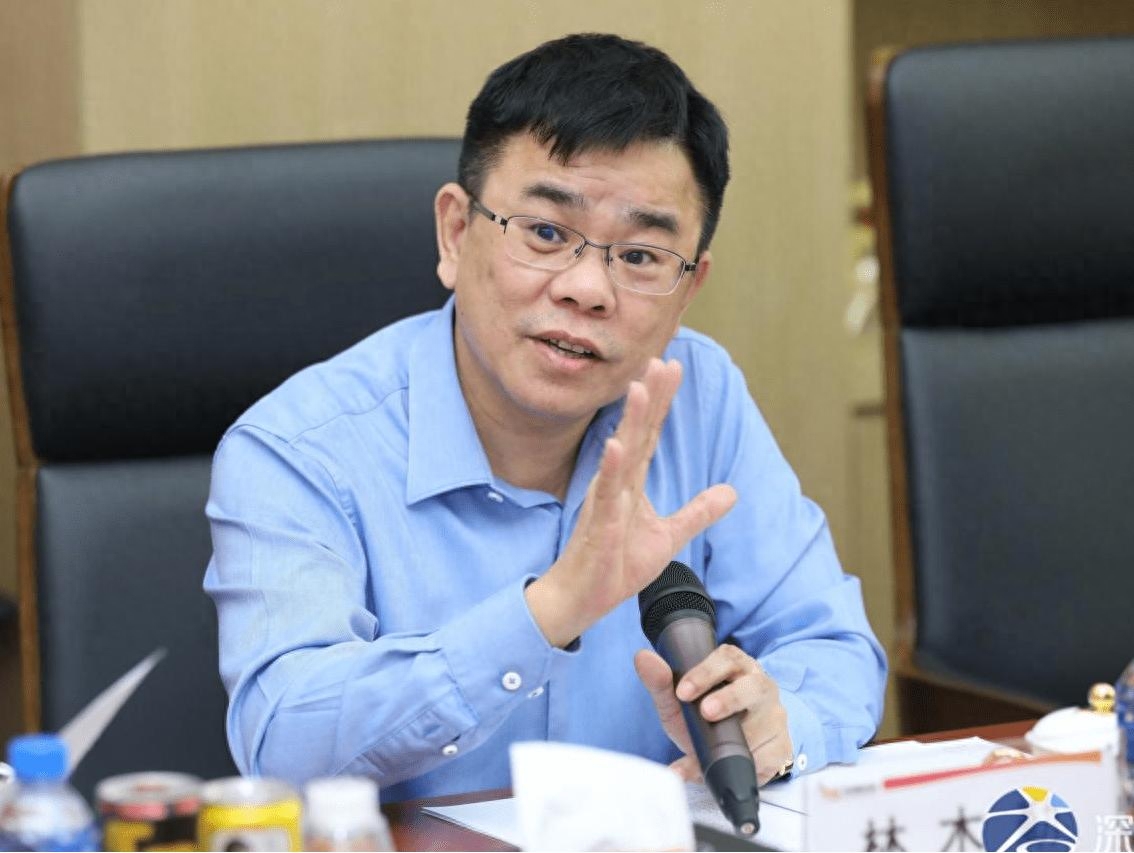 广东3位汕尾二代30多岁财富百亿1人拒绝继承家业创出190亿