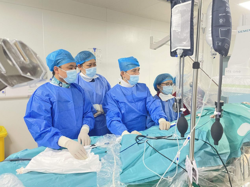 精益“球”精，治疗房颤新技术！瑞金海南医院再次成功实施HeartLight X3球囊型激光消融手术_财富号_东方财富网