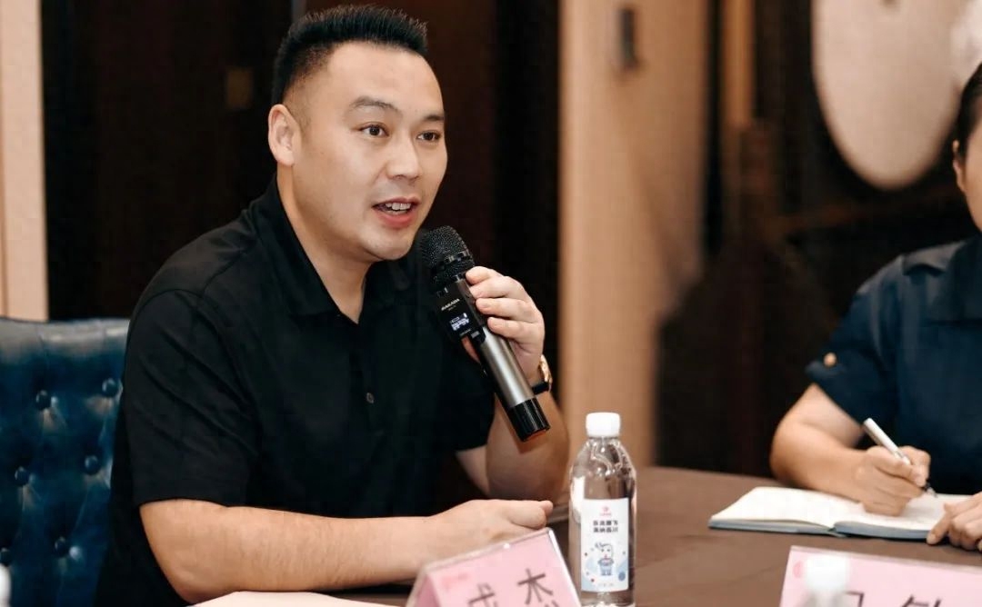 上海市慈善基金会长宁区代表处巨海成杰阳光座谈会隆重举办