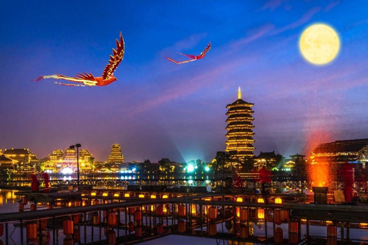 中秋国庆小长假就到铜官窑古镇赴千灯之约赏盛唐风华