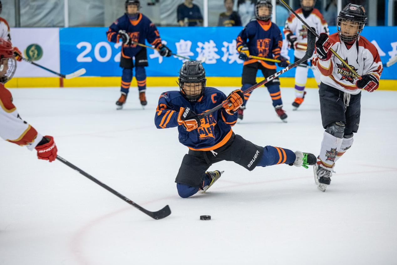 2023年粤港澳大湾区冰球公开赛圆满落幕