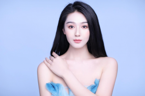 青年演员边熙蕾最新写真大片曝光